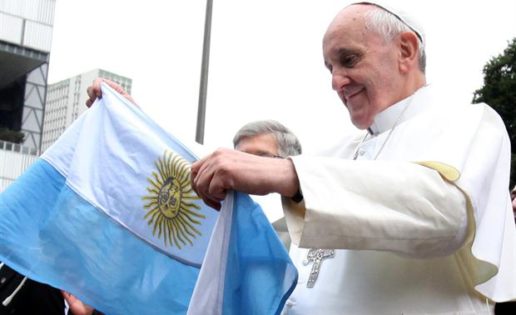 El Papa Francisco protagoniza un anuncio de fútbol argentino
