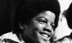 Deja de bailar a Michael Jackson