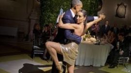 El tango de Obama y el cocktail de estilos de Michelle O. y Juliana A.