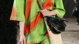 Loewe: brutalismo y oda al bolso