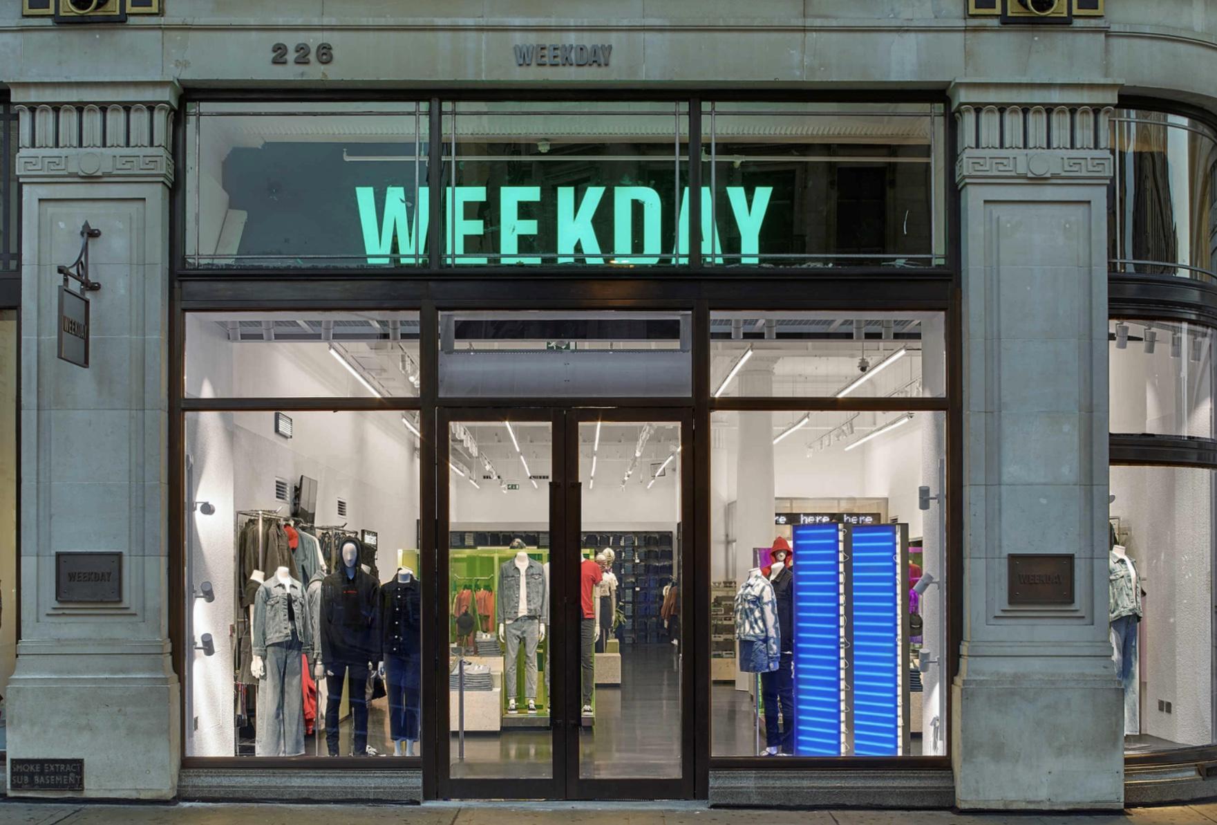 Weekday abre en España