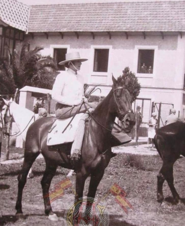 Sintético 98+ Imagen De Fondo Fotos De Amazonas A Caballo Alta ...