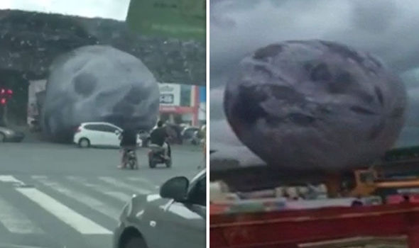 Un globo gigante provoca el caos en China