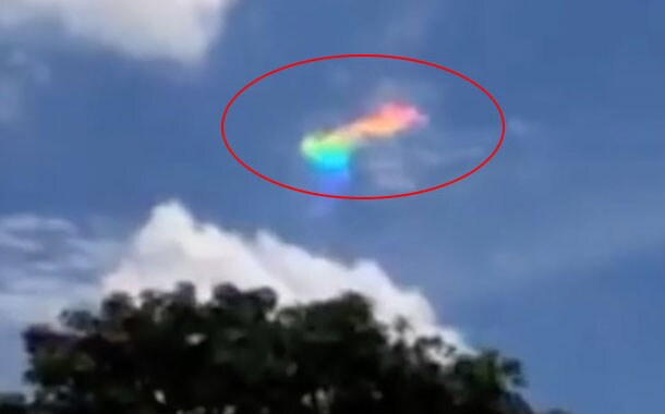 Graban impresionante nube multicolor en el cielo de Brasil
