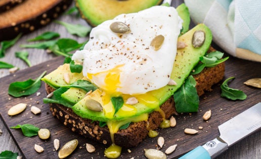 El aguacate, un superalimento con múltiples beneficios