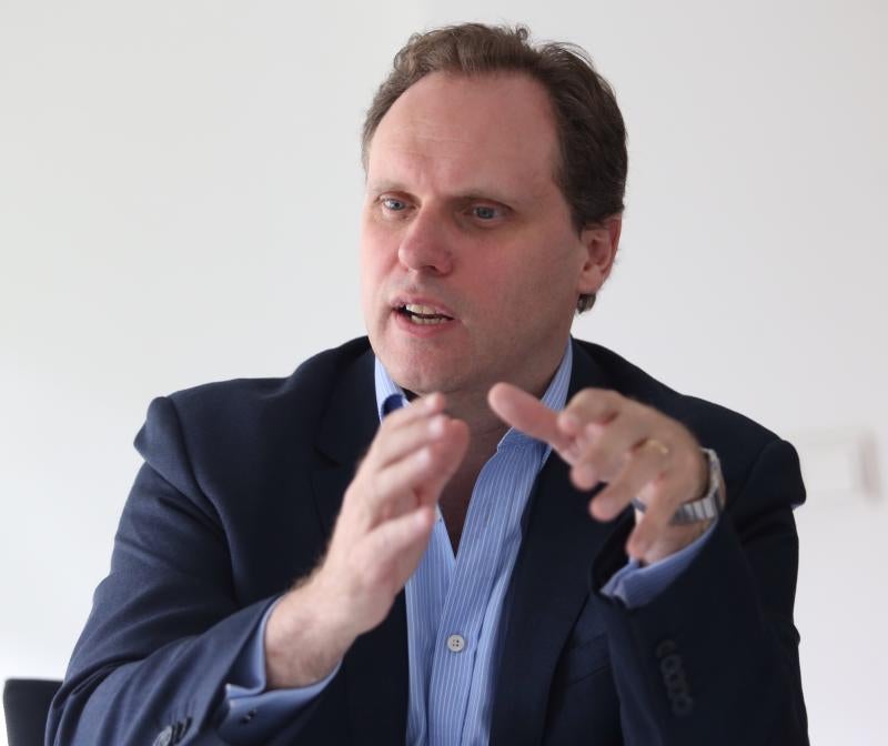 Daniel Lacalle: «En España hay una fiscalidad que penaliza el crecimiento»