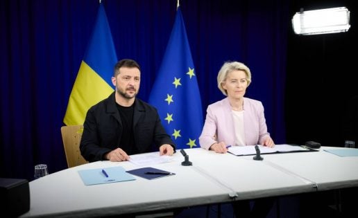 Europa sigue cavando su agujero