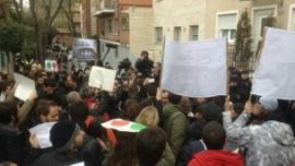 Un premio para los acosadores