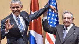 El PSOE se avergüenza de Trump pero no de Castro