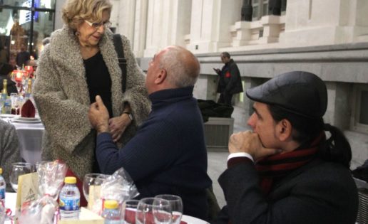 Manuela Carmena y el “show” de la caridad