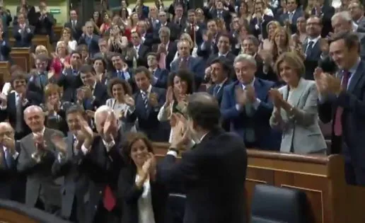 Pedro llora, Rajoy sonríe y los violentos fracasan