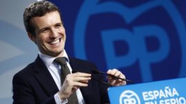 Pablo Casado se estrena como líder en Madrid