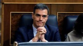 Pedro Sánchez, fin de la aventura o huida hacia adelante