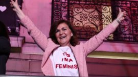 El feminismo histérico de Carmen Calvo: “¡El feminismo soy yo!”