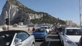 Gibraltar y el drama de las colas