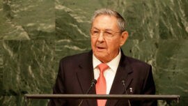 Raúl Castro y la excusa del embargo