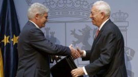 Cóctel de Embajadas (II): Los altos cargos de Margallo encuentran acomodo