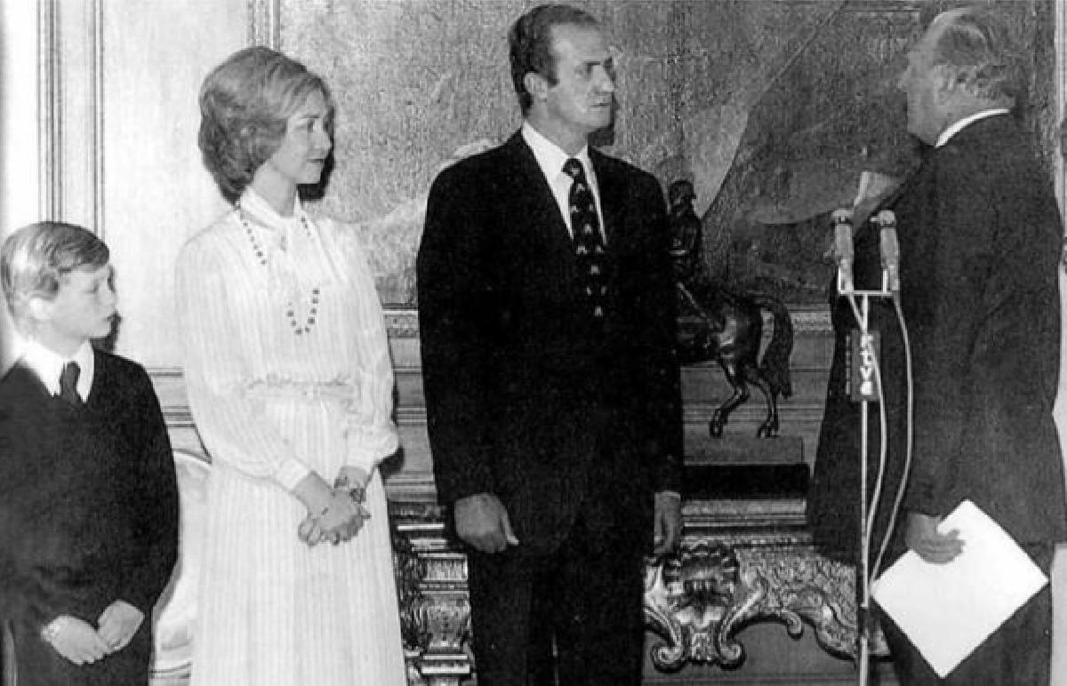 Juan Carlos I, la Corona y este Gobierno