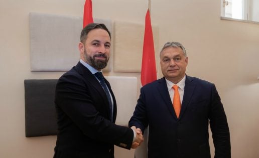 Abascal, entre aquí y allá