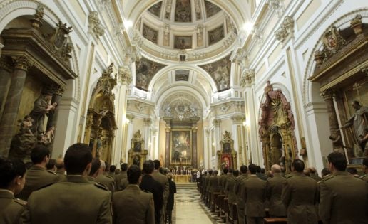 Funeral castrense con el Yak-42 in memoriam