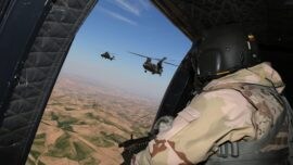Vídeo: Helicóptero sobre Afganistán