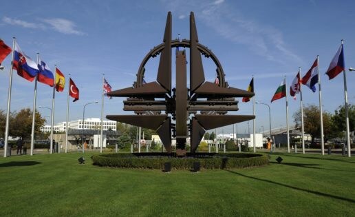 Ministerial de la OTAN: ciberdefensa y reuniones con Italia y Australia