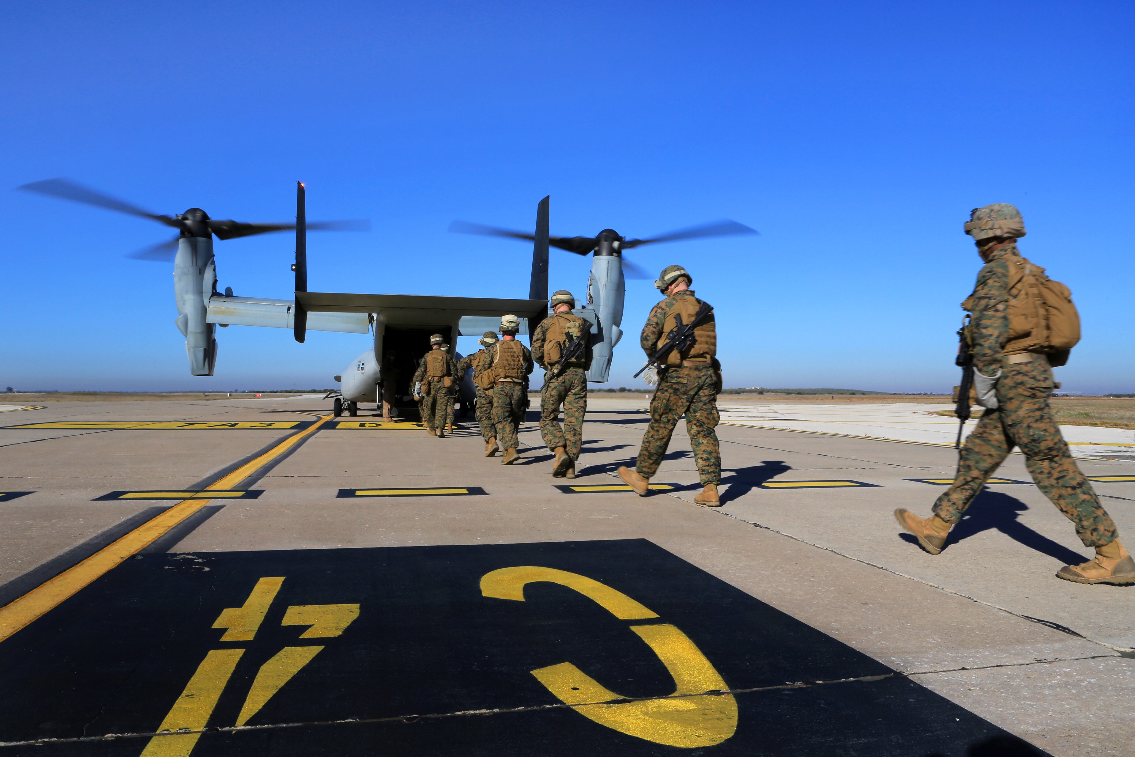 Los «marines de Morón» reducen a la mitad sus Ospreys y 125 efectivos