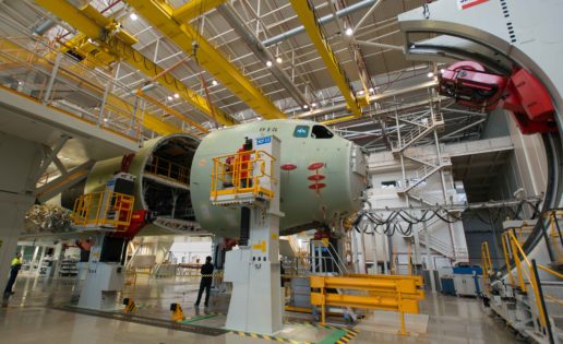 Airbus anuncia una reducción de empleos en el programa del avión militar A400M