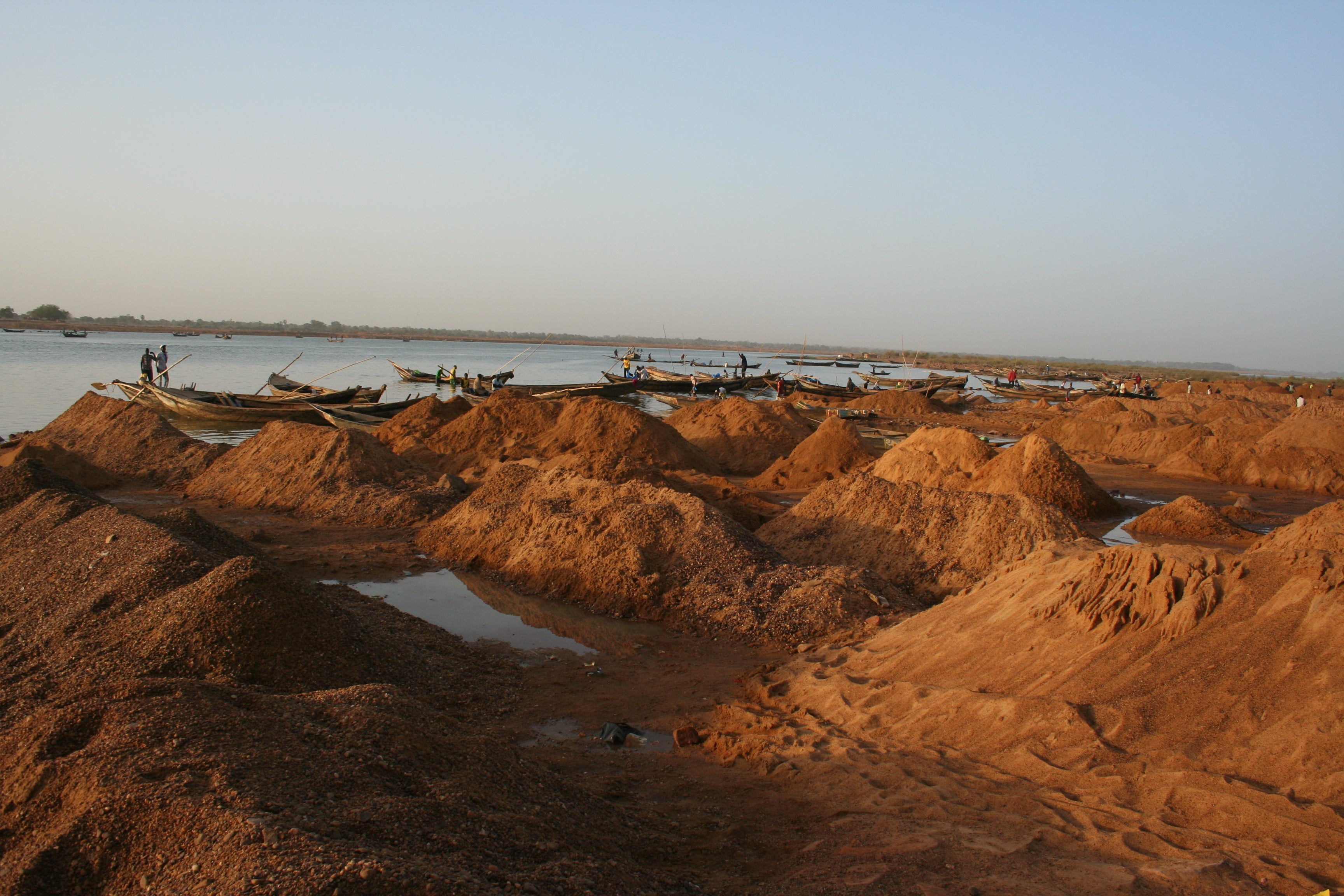 EUTM Malí (VI): río Níger, donde moran los «pescadores de arena»