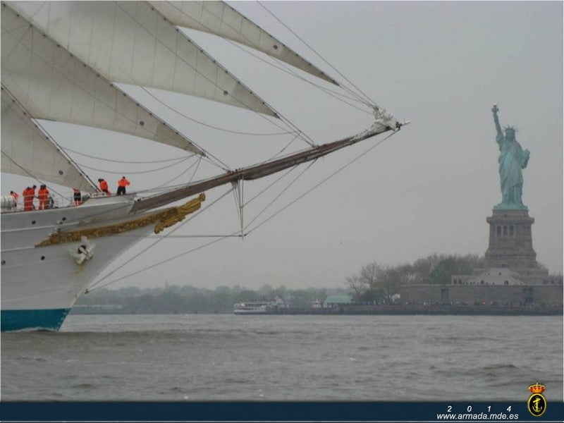 El «Juan Sebastián Elcano», en Nueva York