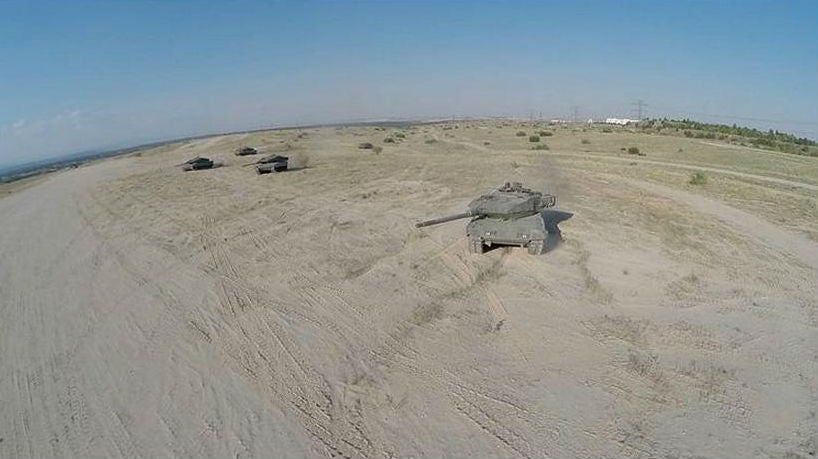 Vídeo: el carro de combate Leopardo, a vista de «drone»