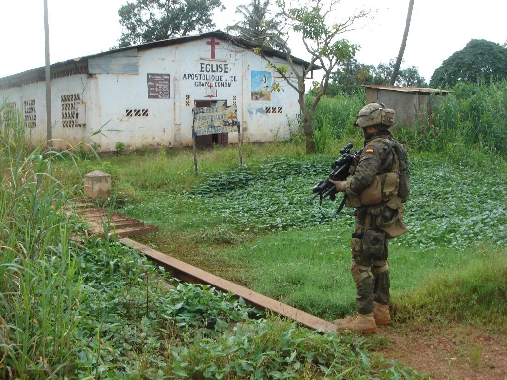 Centroafricana: militares españoles repelen un ataque contra los franceses