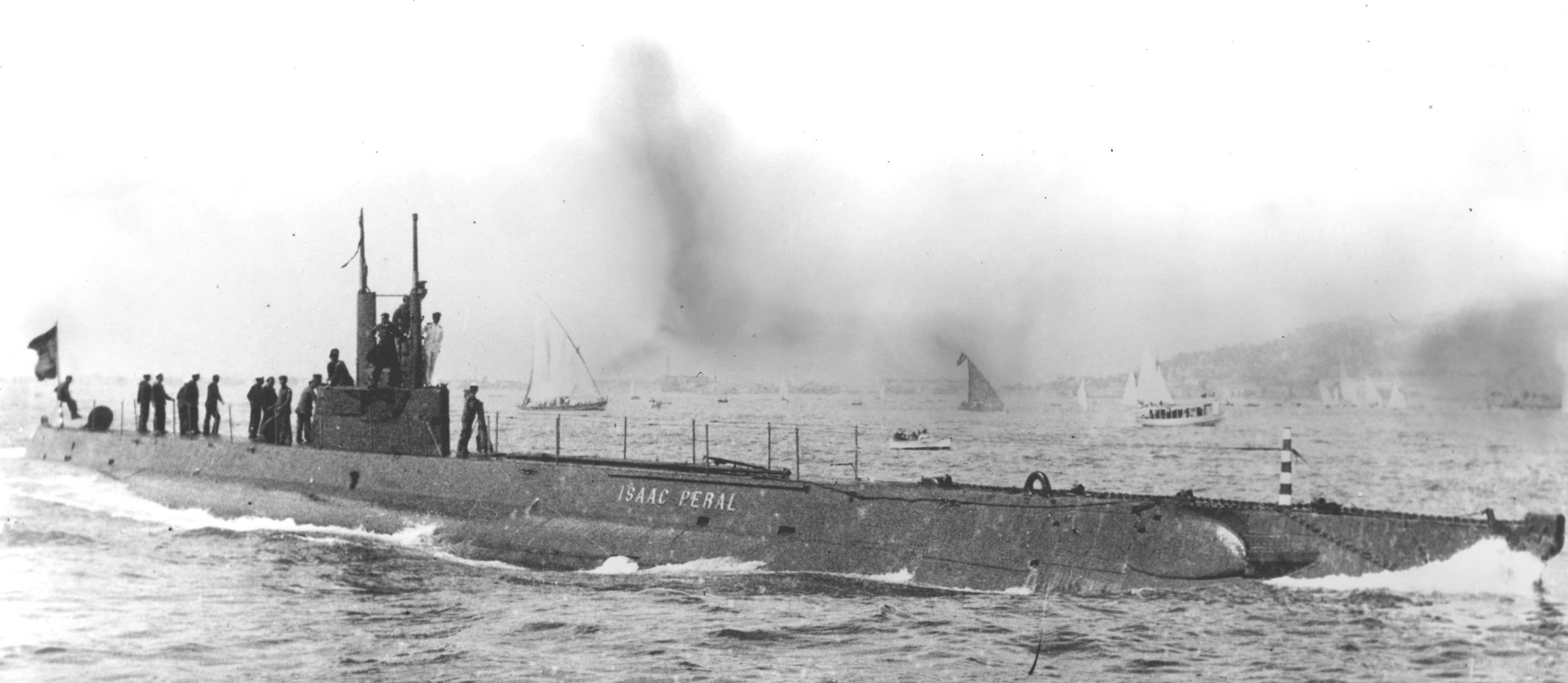 En 20 imágenes: el centenario del arma submarina en la Armada