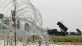 España mantiene la misión de misiles Patriot en Turquía
