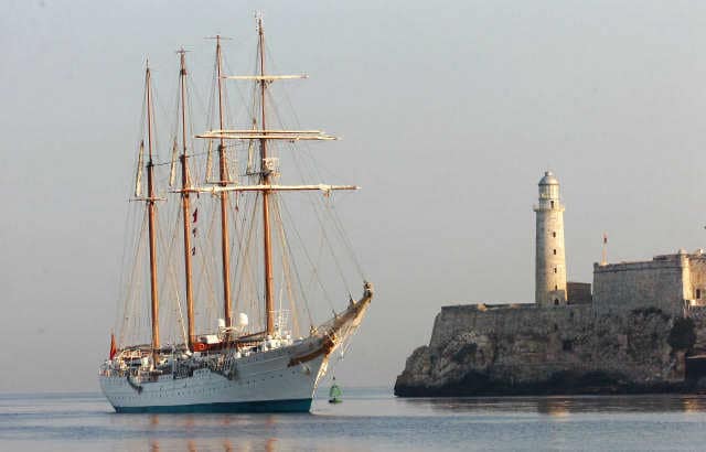 El «Juan Sebastián de Elcano» unirá La Habana y Miami en mayo