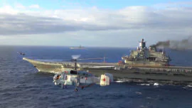 Moscú exhibe las primeras imágenes del portaaviones Kuznetsov en el Mediterráneo