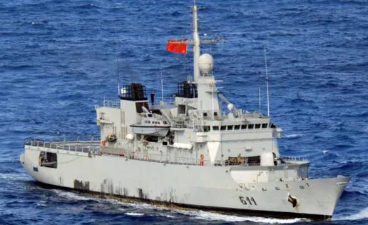 La fragata marroquí «Mohamed V», de maniobras con la Armada Española en Cádiz