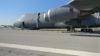 El impresionante aterrizaje del mastodóntico avión C-5 Galaxy de EE.UU. en la base de Rota