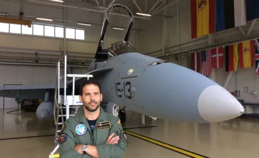 Capitán García Galán, piloto de F-18 en Estonia: «Alcanzamos velocidades de hasta 1,4 Mach» (1.700 km/h)
