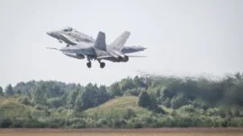 Dos F-18 españoles entran por error en el espacio aéreo de Finlandia persiguiendo a cazas rusos