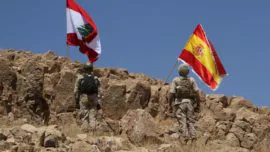 El Ejército libanés ondea la bandera española tras arrebatar territorios a Daesh