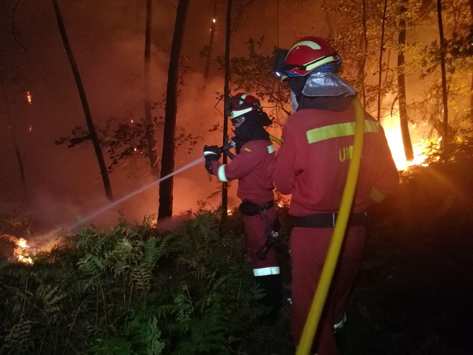 La UME se moviliza ante los incendios en Galicia, Asturias y La Rioja