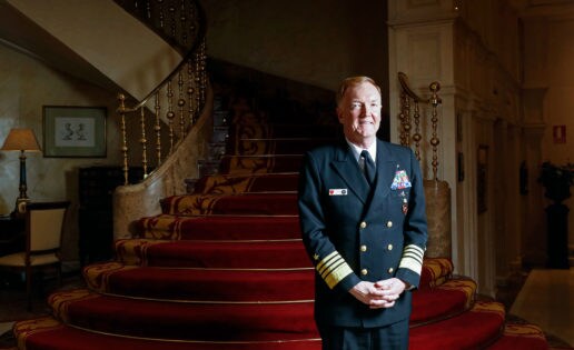 Almirante James Foggo III: «La defensa antimisiles es una misión natural para las fragatas españolas»