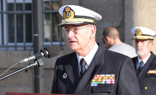 Carta abierta del jefe de la Armada a Ada Colau por el trato dado al almirante Cervera