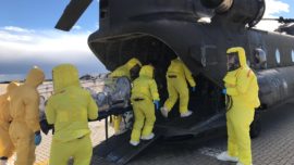 Los helicópteros Chinook, listos para actuar en crisis de ébola y similares