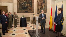 Francia condecora a una ingeniera española por su papel clave en un programa militar