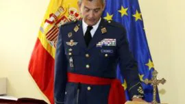 General Villarroya: el currículum del nuevo jefe de Estado Mayor de la Defensa (Jemad)
