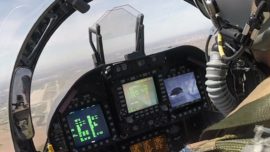 La US Navy estudia incorporar el nuevo “display” de la tecnológica española Tecnobit en sus F-18