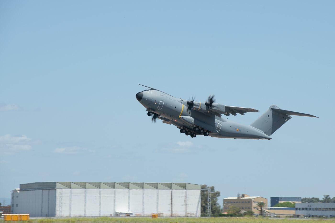 El Ejército del Aire recibe el avión A400M ‘número 100’ de Airbus