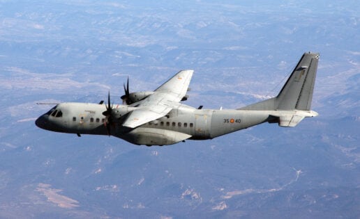 Airbus firma con la India la venta de 56 aviones de transporte militar C295